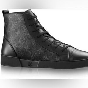 Louis Vuitton Unisex Sneakers